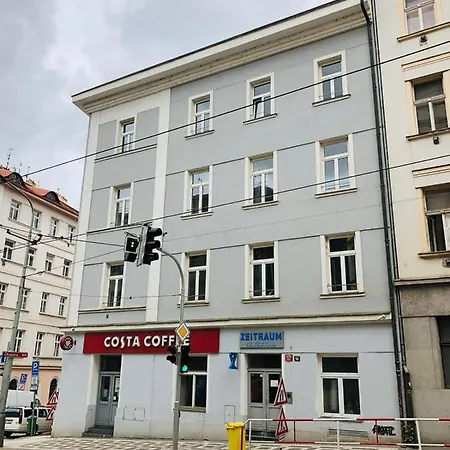 Zeitraum Seifertova * Prága